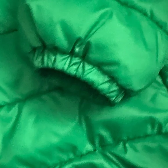 Green Woman’s  Nordstrom Puffer Jacket, Medium, Excellent Condition - Picture 3 of 7